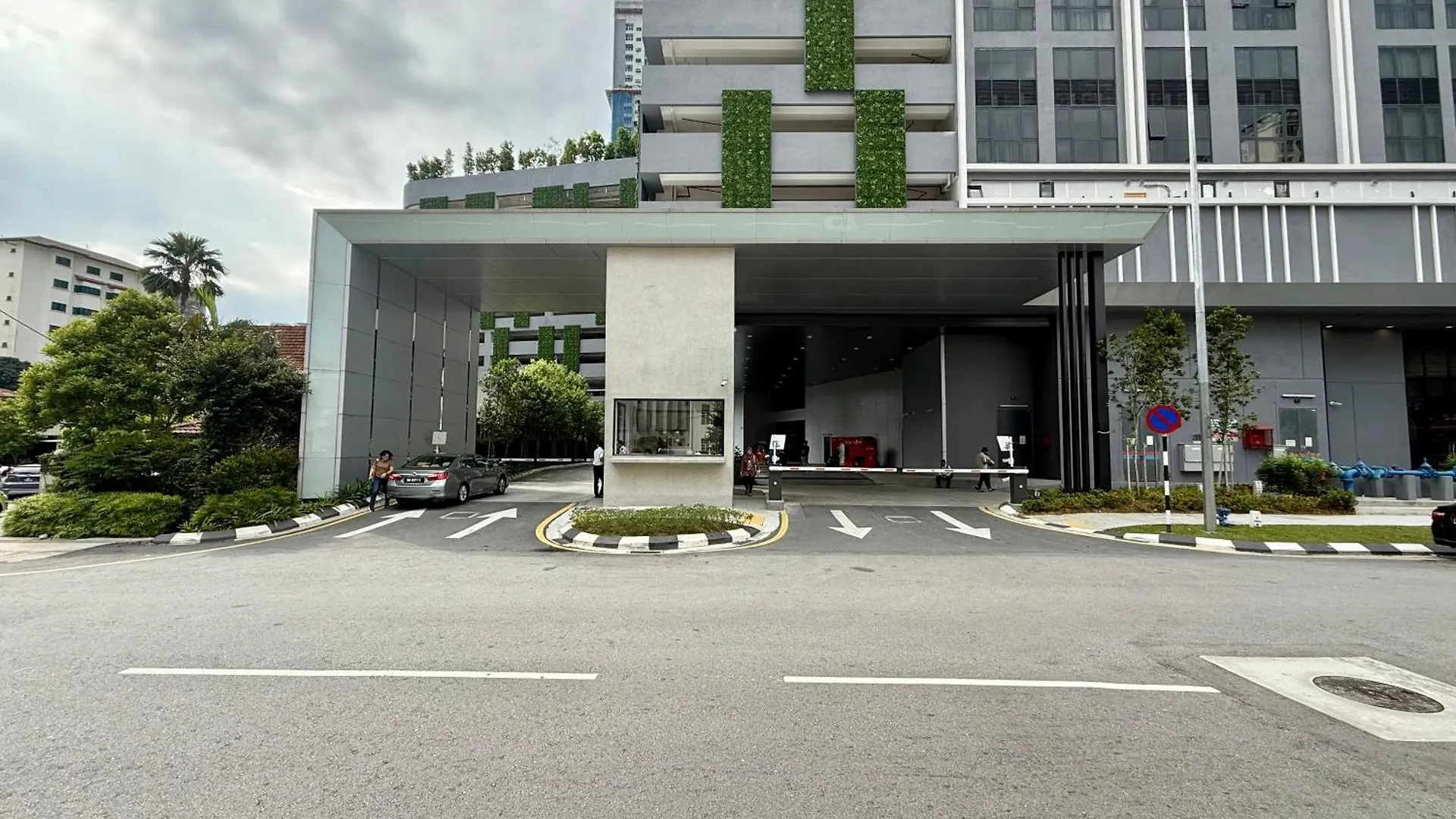 Agile Bukit Bintang Trx By Tourism Service Kuala Lumpur